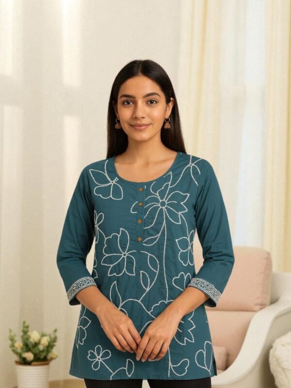WhatsApp Image 2025-10-19 at 20.48.04_e7bb8e36 Embroidered Tunic top