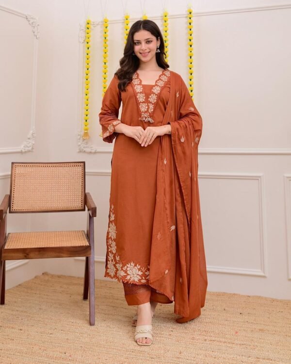 Terracotta Rose Threadwork Cotton Kurtha Pant Set With Dupatta